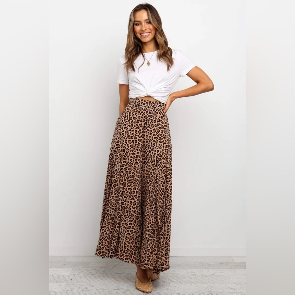 Leopard animal print wide-leg pant